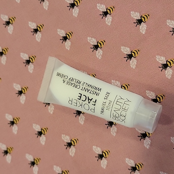 Beauty Society Travel Skincare - 8 Total Items - Picture 11 of 16